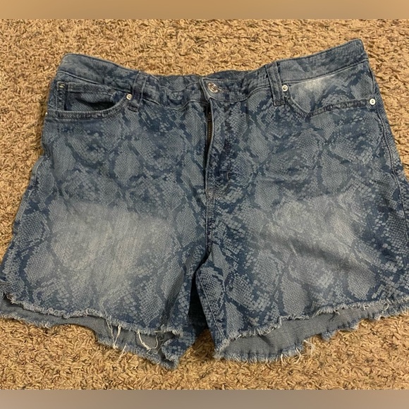 Seven7 Pants - Seven7 Weekend Shorts, Sz 16